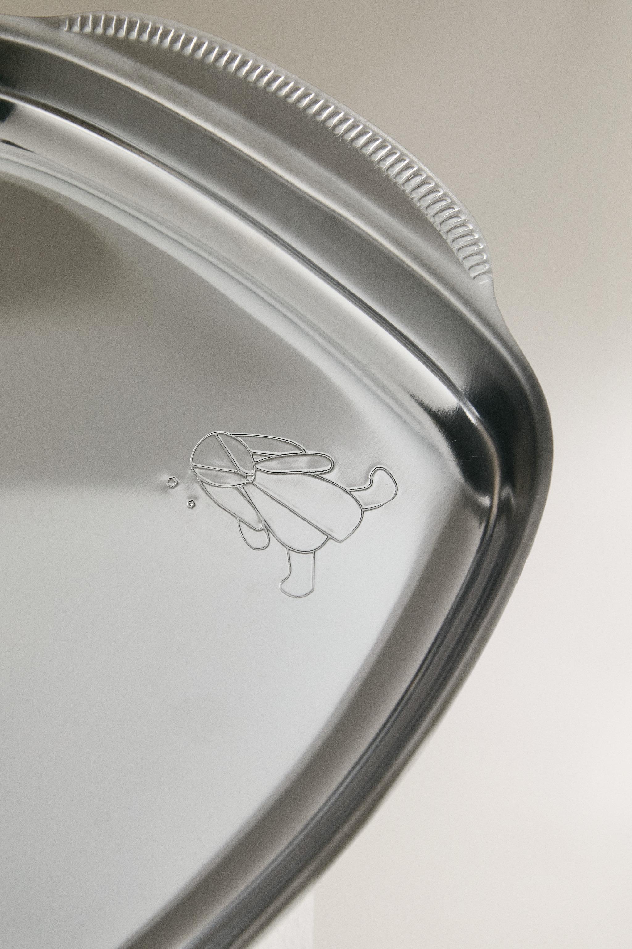 KIDS METAL RABBIT PLATE